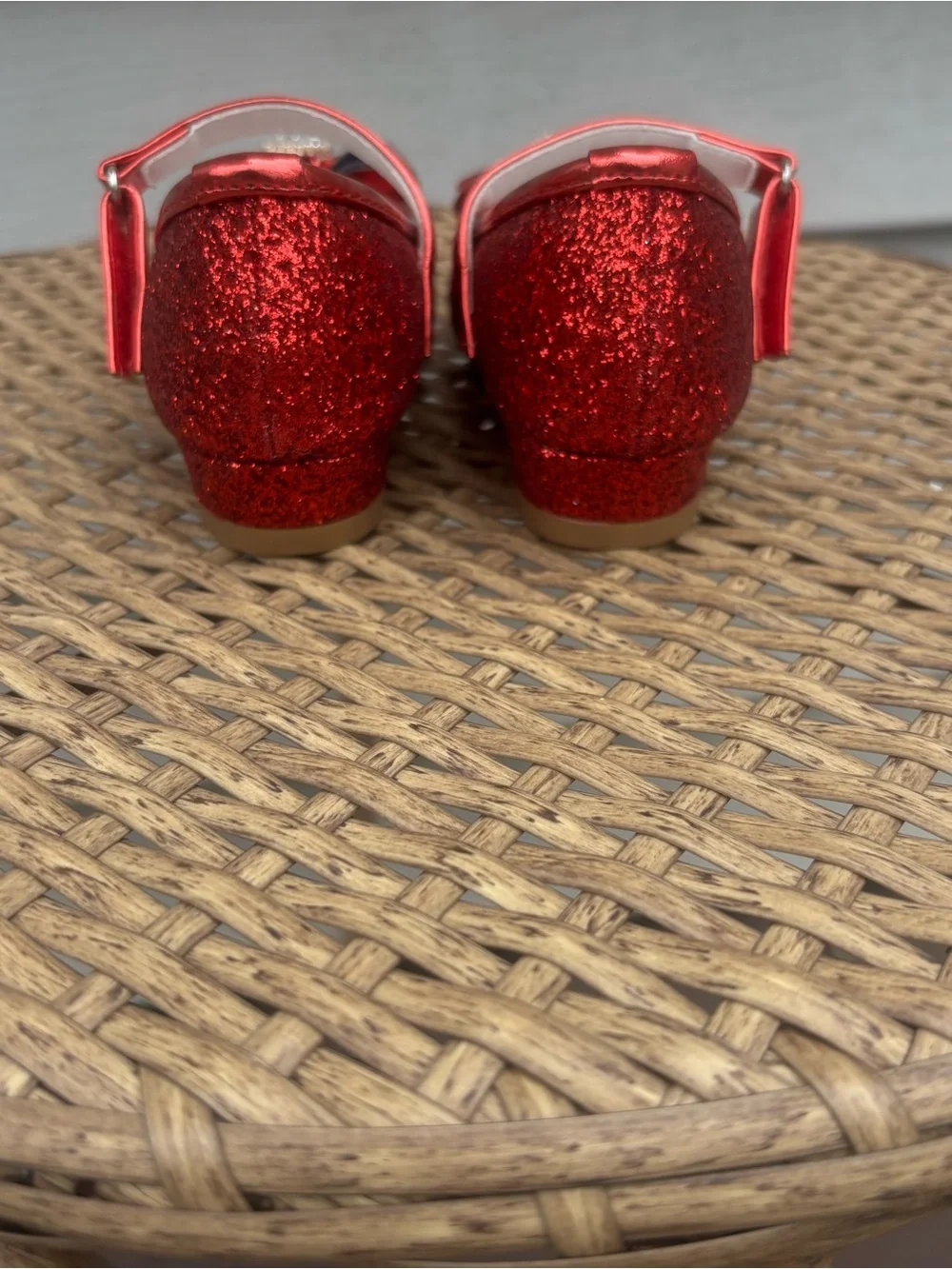 N/A stunning red